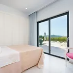 فيلة Adonia By Interhome *